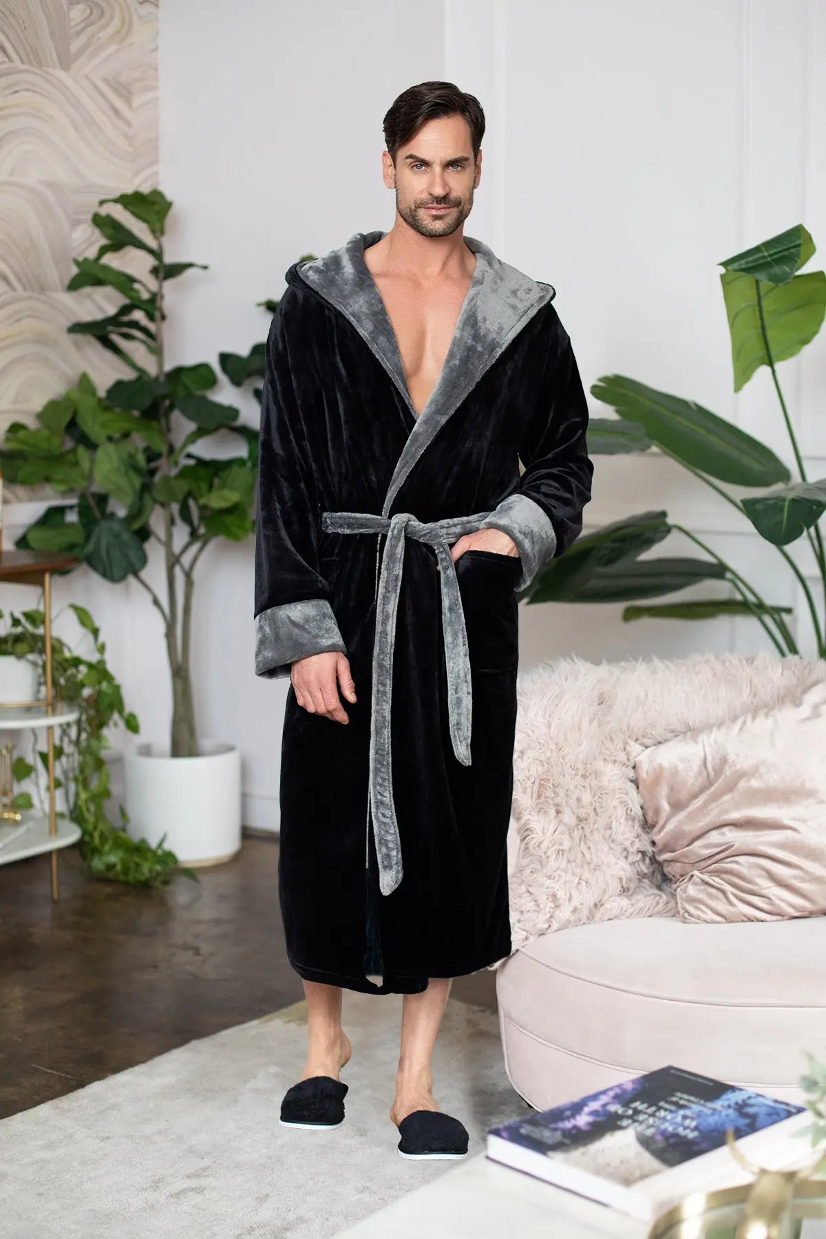 Men’s Robe with Hood - Elle Ere Peace