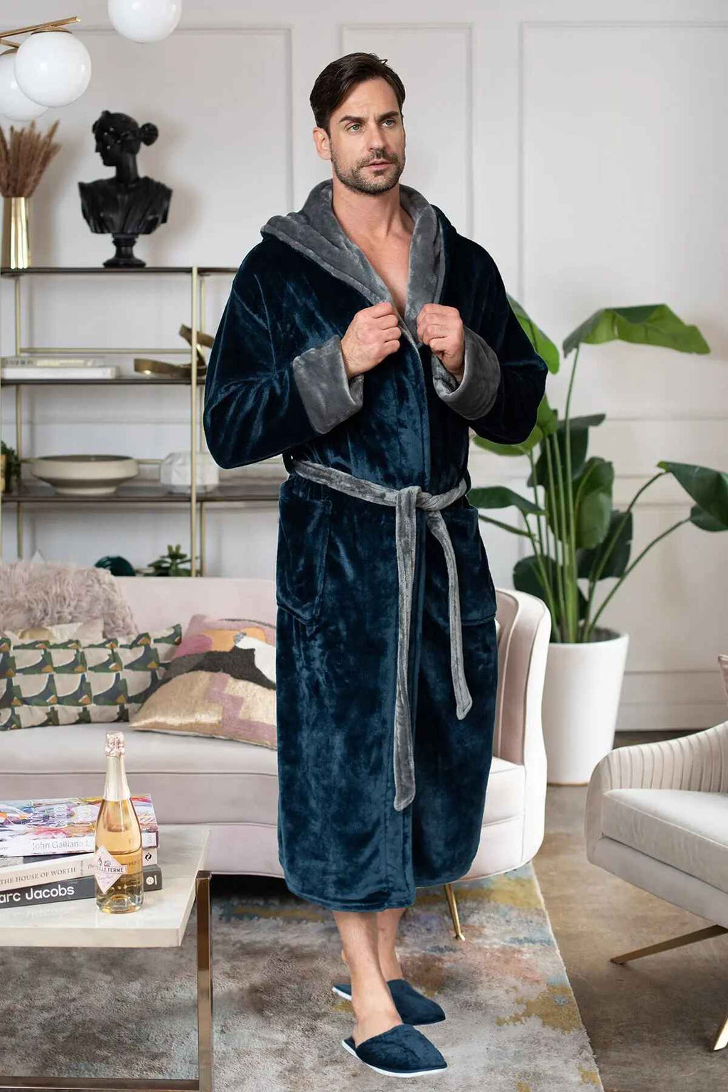 Men’s Robe with Hood - Elle Ere Peace