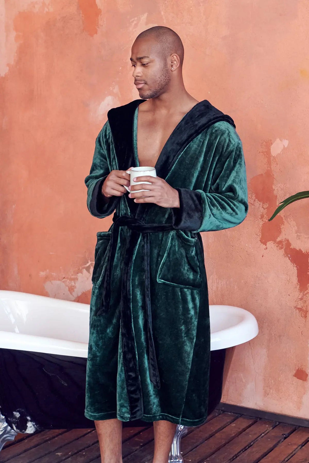 Men’s Robe with Hood - Elle Ere Peace