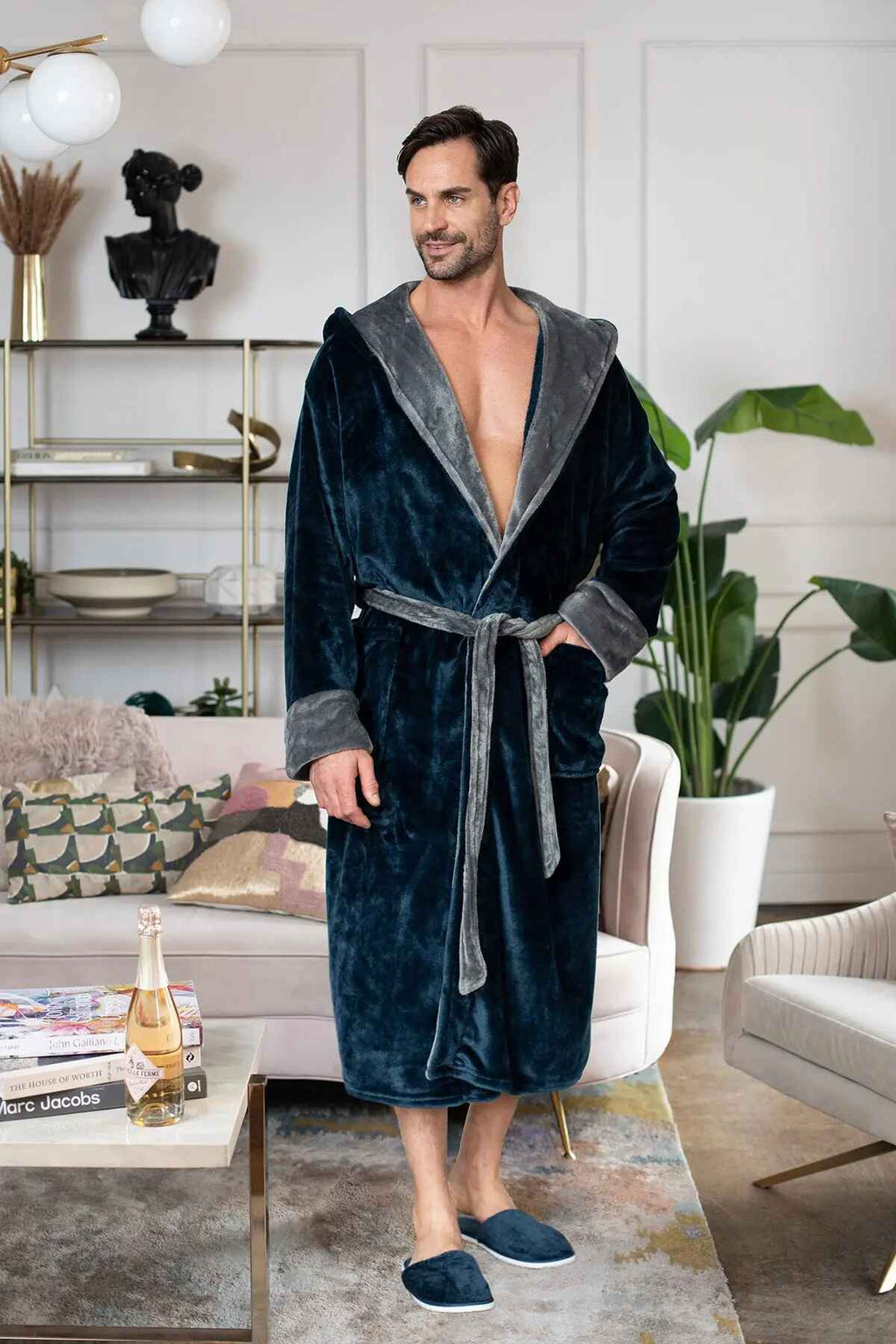 Men’s Robe with Hood - Elle Ere Peace