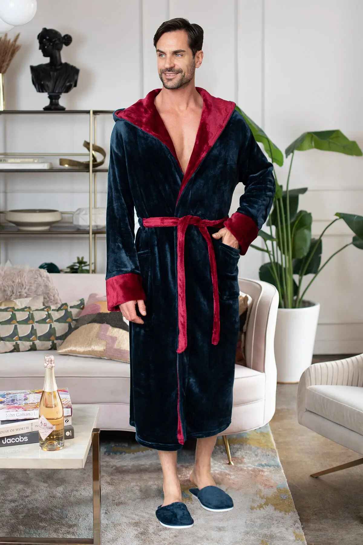 Men’s Robe with Hood - Elle Ere Peace