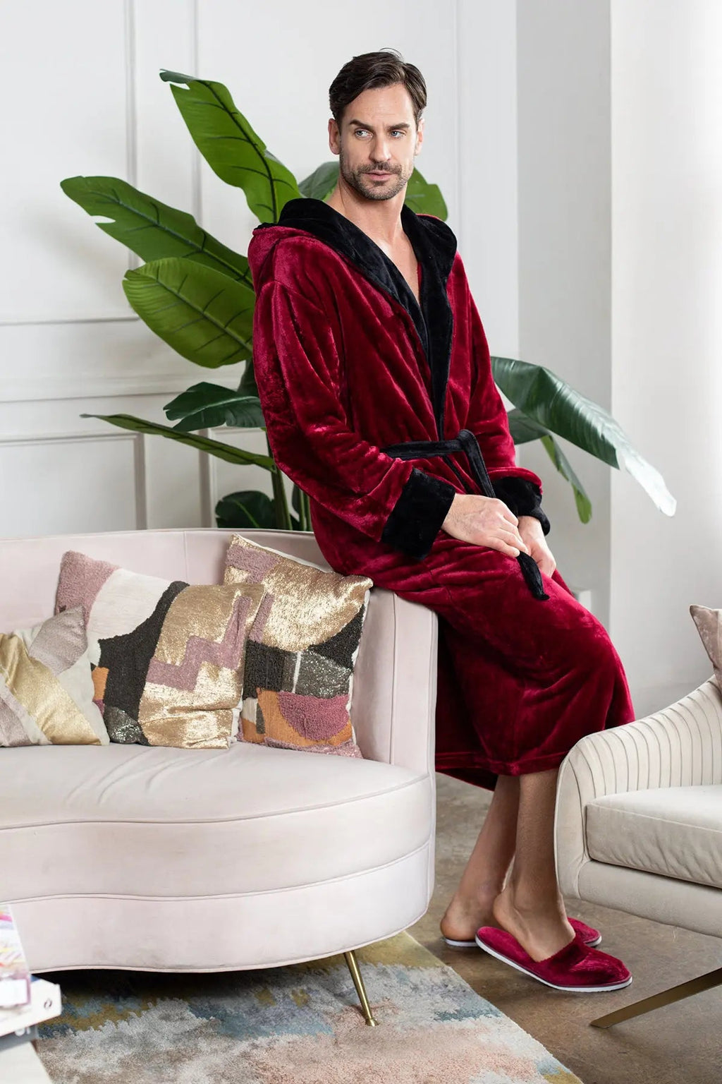 Men’s Robe with Hood - Elle Ere Peace