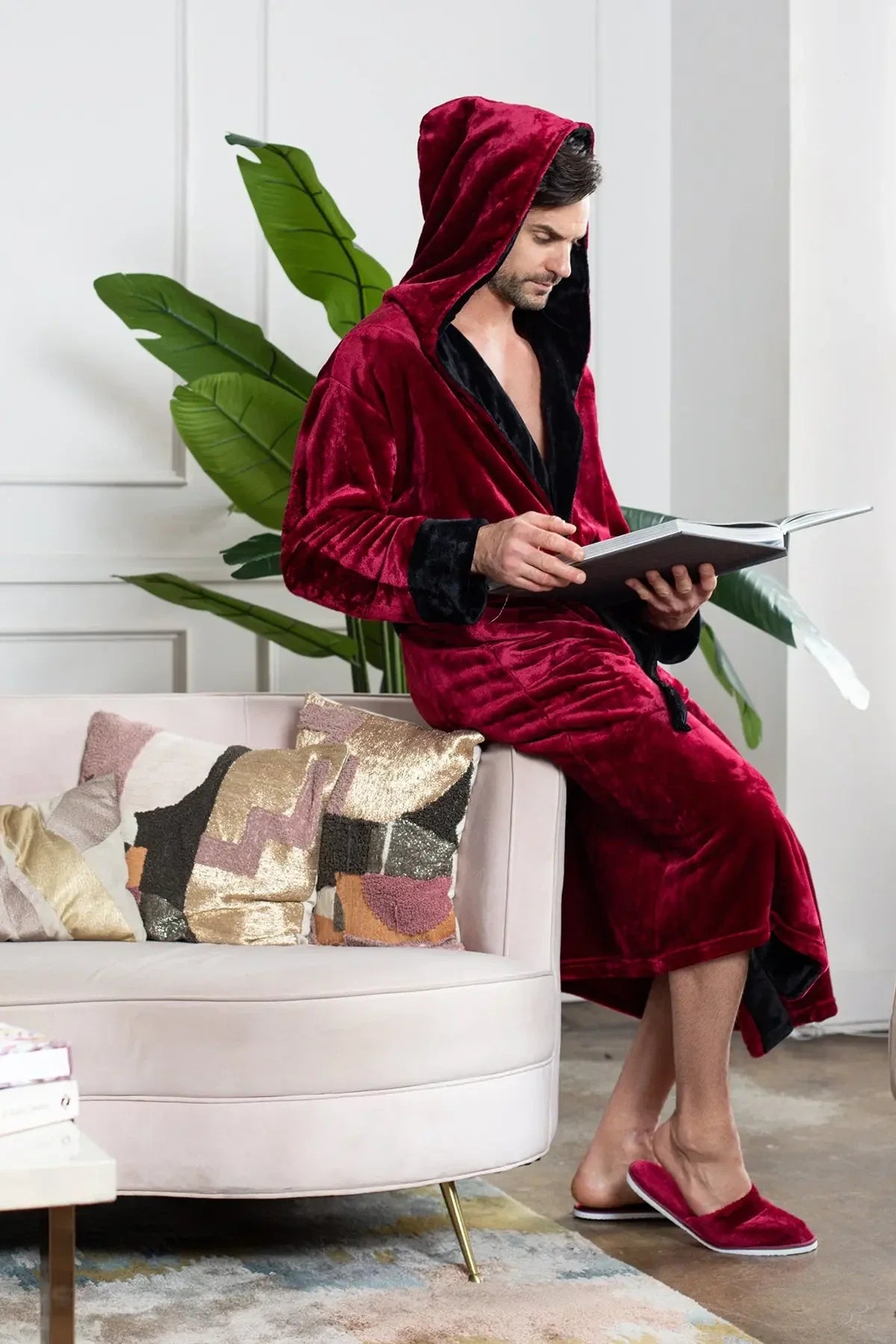 Men’s Robe with Hood - Elle Ere Peace