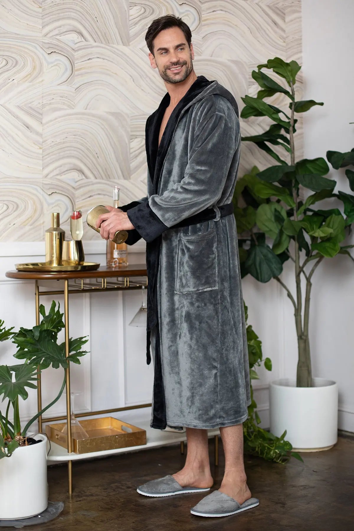 Men’s Robe with Hood - Elle Ere Peace