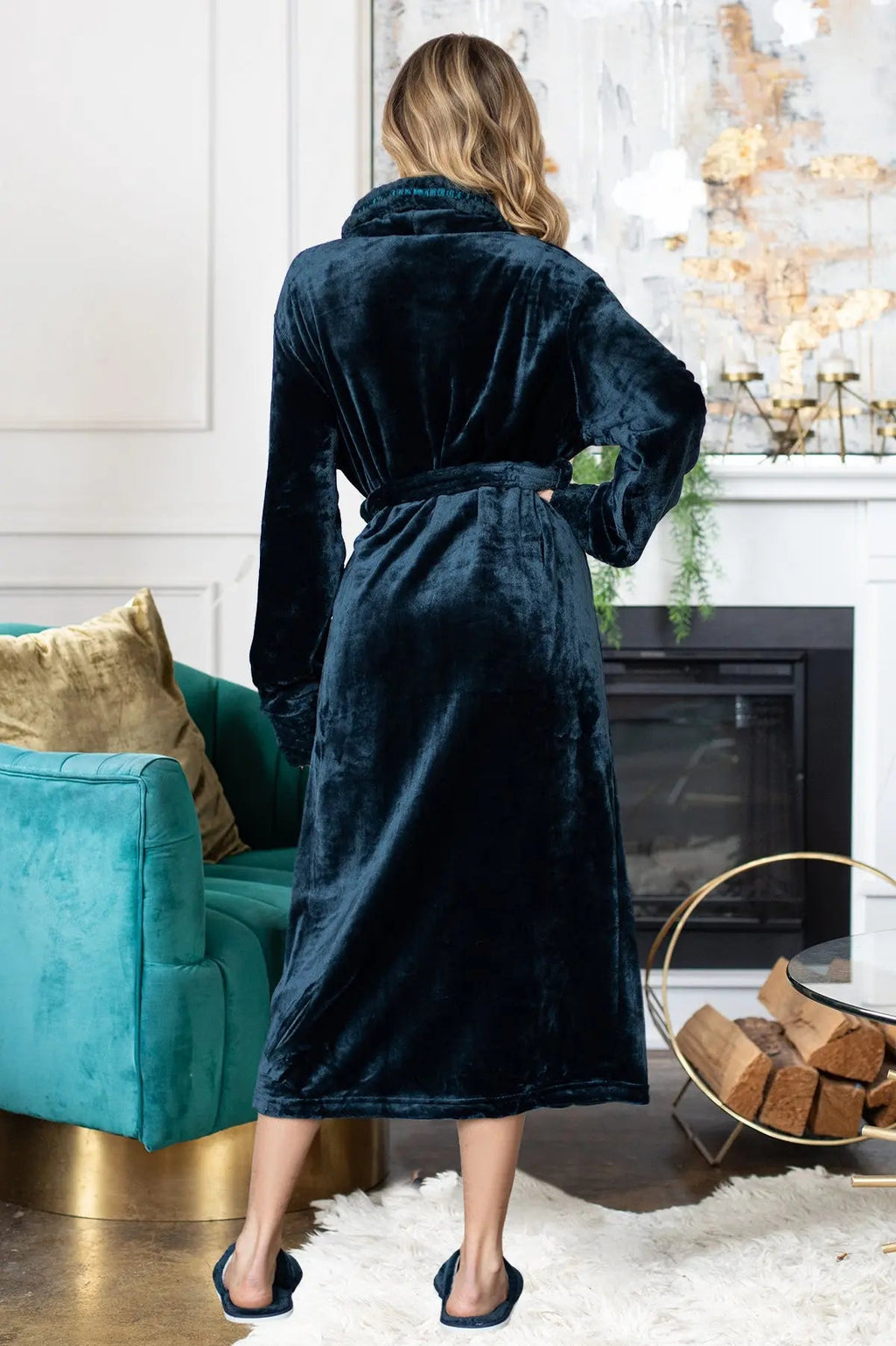 Women's Ultra Soft Plush Bathrobe - Elle Ere Peace